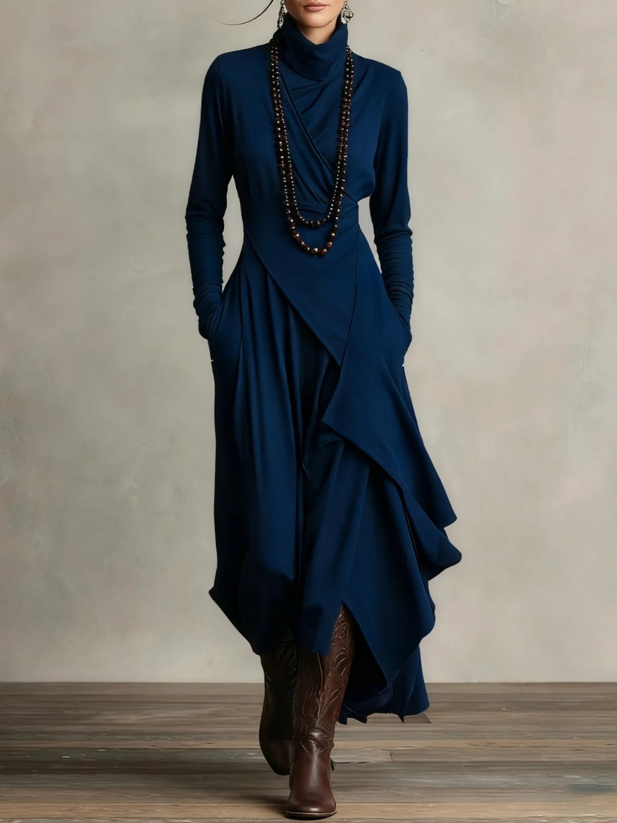 Alba - Vestido maxi elegante con cuello alto y drapeado asimétrico