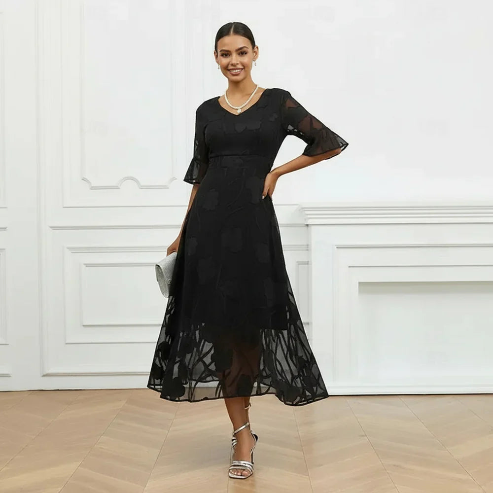 Natalia - Vestido con diseño floral sofisticado